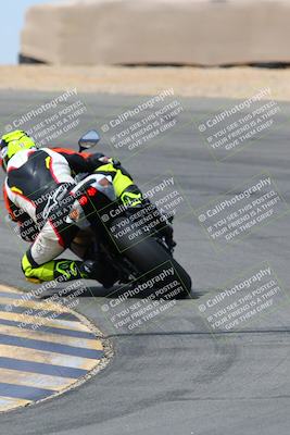 media/Mar-13-2022-SoCal Trackdays (Sun) [[112cf61d7e]]/Turn 10 Backside (105pm)/